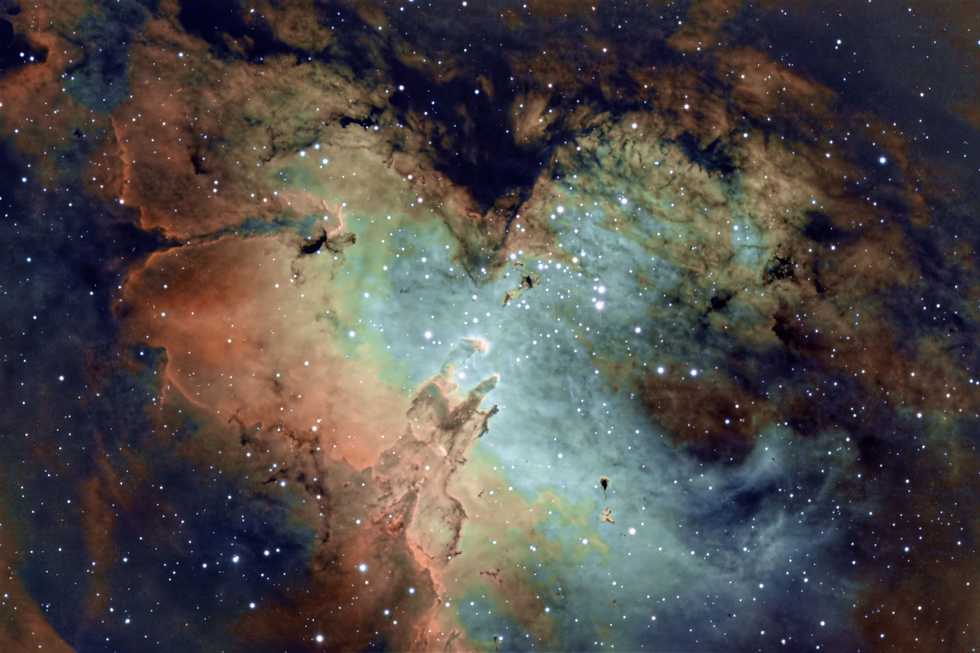 The Eagle Nebula M16 | Telescope Live